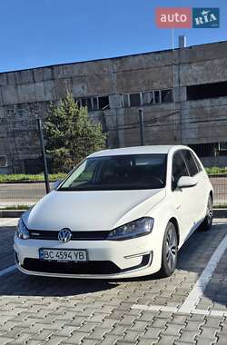 Хэтчбек Volkswagen e-Golf 2016 в Львове