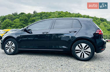 Хэтчбек Volkswagen e-Golf 2016 в 