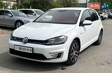 Volkswagen e-Golf 2020 Volkswagen e-Golf 2020