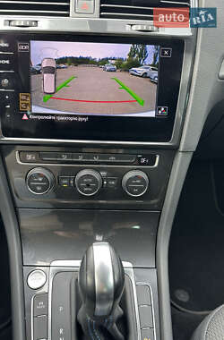 Хэтчбек Volkswagen e-Golf 2020 в 