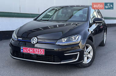 Хэтчбек Volkswagen e-Golf 2016 в Виннице