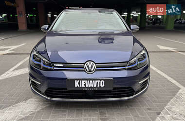 Хетчбек Volkswagen e-Golf 2020 в 
