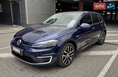 Volkswagen e-Golf 2020 Volkswagen e-Golf 2020