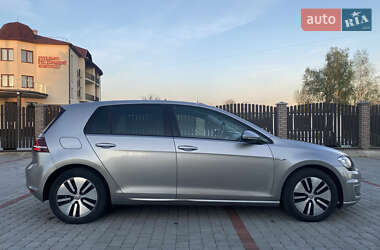 Хэтчбек Volkswagen e-Golf 2015 в 
