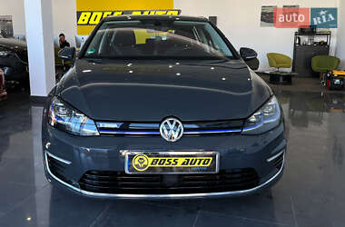 Хетчбек Volkswagen e-Golf 2020 в 