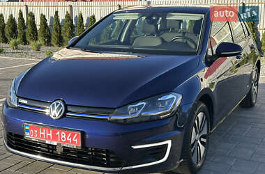 Хетчбек Volkswagen e-Golf 2020 в 