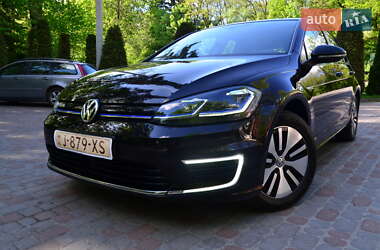 Хетчбек Volkswagen e-Golf 2020 в 