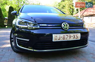 Хетчбек Volkswagen e-Golf 2020 в 