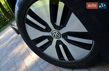 Хетчбек Volkswagen e-Golf 2020 в 