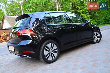 Хетчбек Volkswagen e-Golf 2020 в 
