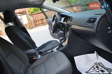 Хетчбек Volkswagen e-Golf 2020 в 