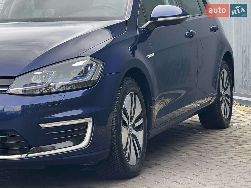 Хэтчбек Volkswagen e-Golf 2017 в Луцке фото 29 Хэтчбек Volkswagen e-Golf 2017 в Луцке