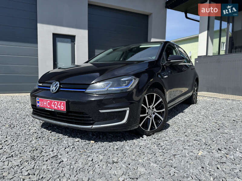 Хетчбек Volkswagen e-Golf 2018 в 