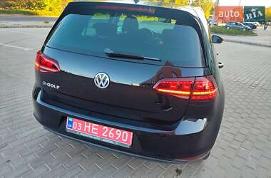 Хэтчбек Volkswagen e-Golf 2015 в 