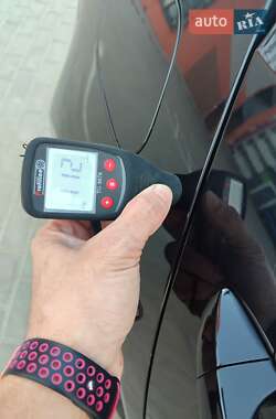 Хэтчбек Volkswagen e-Golf 2015 в 