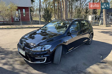 Хетчбек Volkswagen e-Golf 2017 в Вінниці