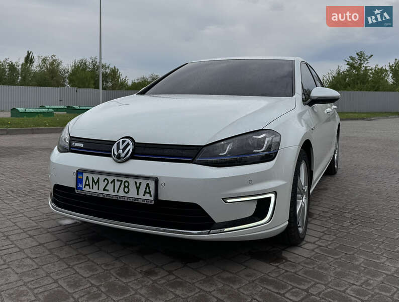 Хетчбек Volkswagen e-Golf 2015 в Бердичеві