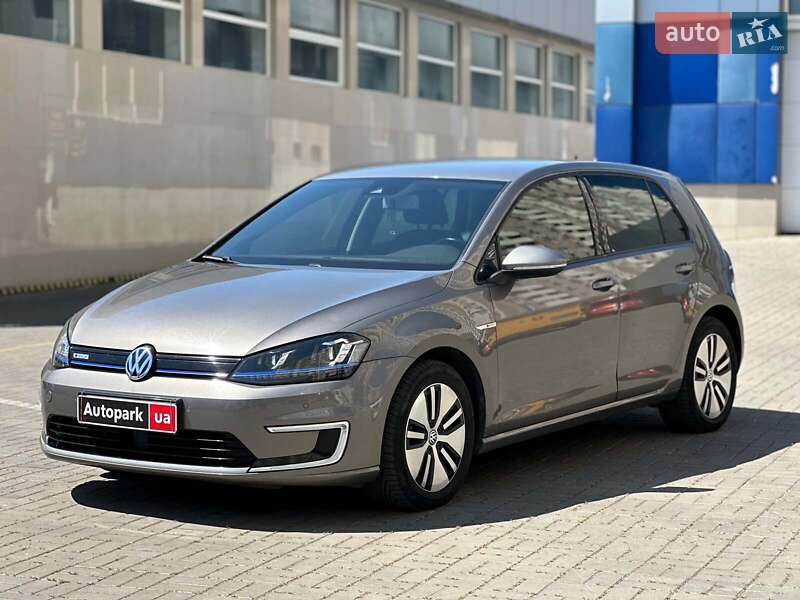 Volkswagen e-Golf 2015