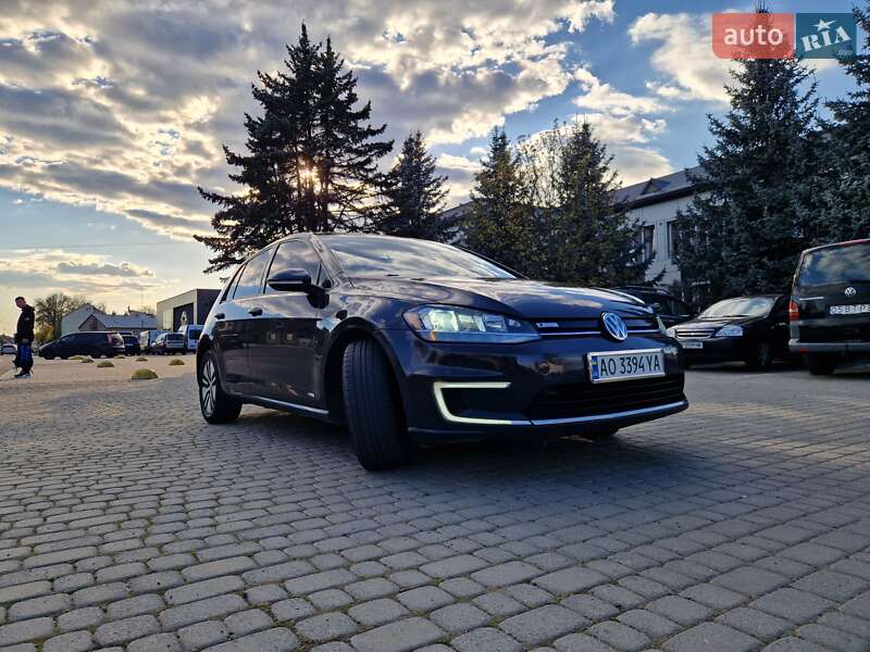 Volkswagen e-Golf 2017