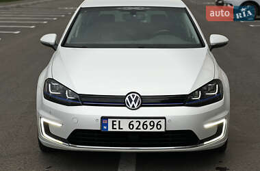 Хэтчбек Volkswagen e-Golf 2015 в Умани