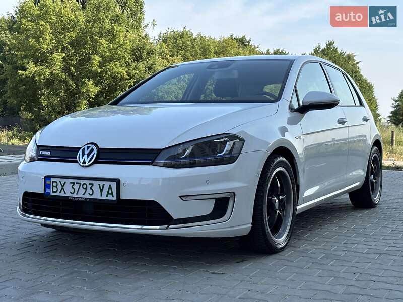 Хэтчбек Volkswagen e-Golf 2014 в Хмельницком