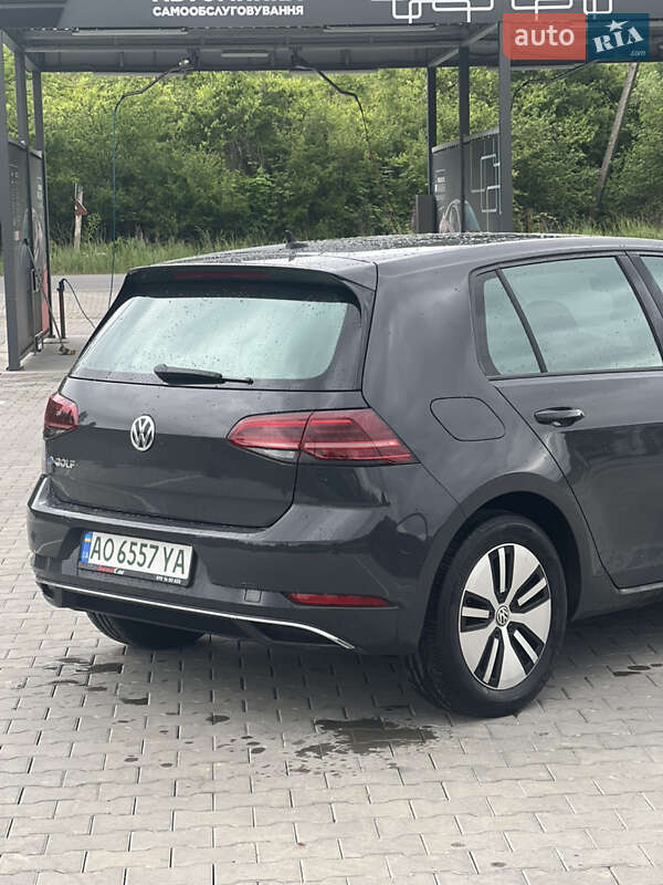 Хэтчбек Volkswagen e-Golf 2017 в Виноградове
