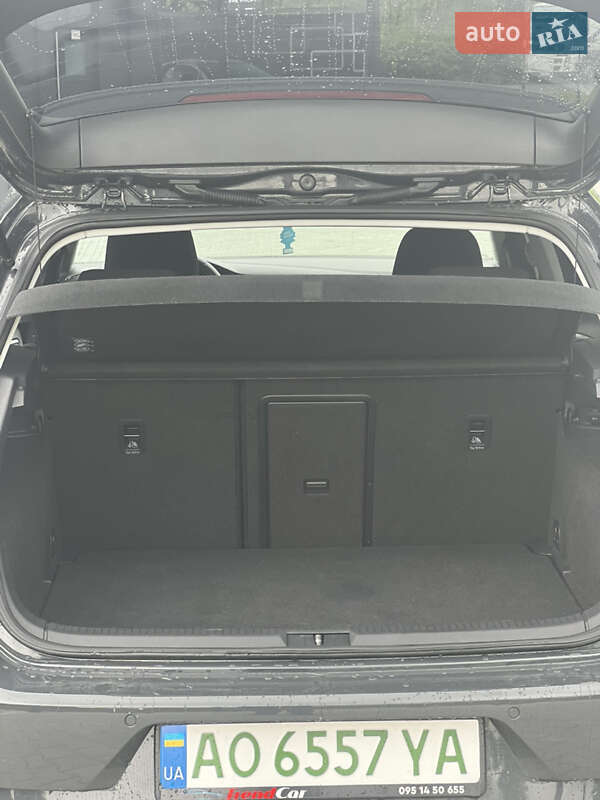 Хэтчбек Volkswagen e-Golf 2017 в Виноградове