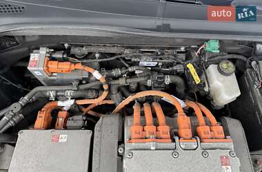 Хетчбек Volkswagen e-Golf 2015 в 