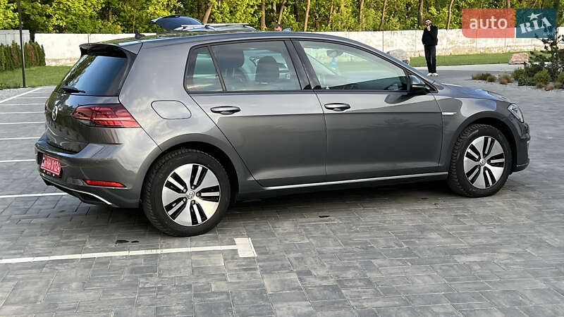 Хэтчбек Volkswagen e-Golf 2019 в Луцке