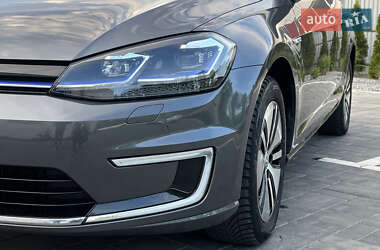 Хетчбек Volkswagen e-Golf 2019 в 