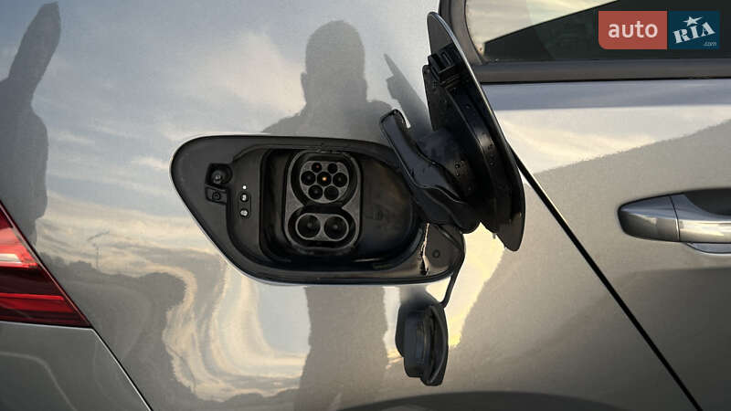 Хэтчбек Volkswagen e-Golf 2019 в Луцке