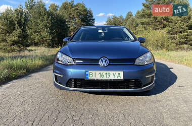 Хэтчбек Volkswagen e-Golf 2015 в 