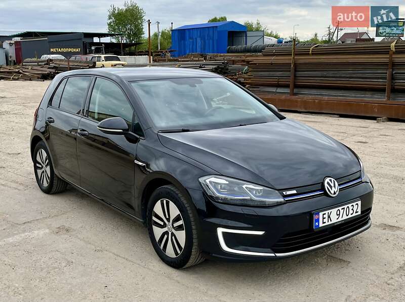Хэтчбек Volkswagen e-Golf 2018 в Львове фото 6 Хэтчбек Volkswagen e-Golf 2018 в Львове