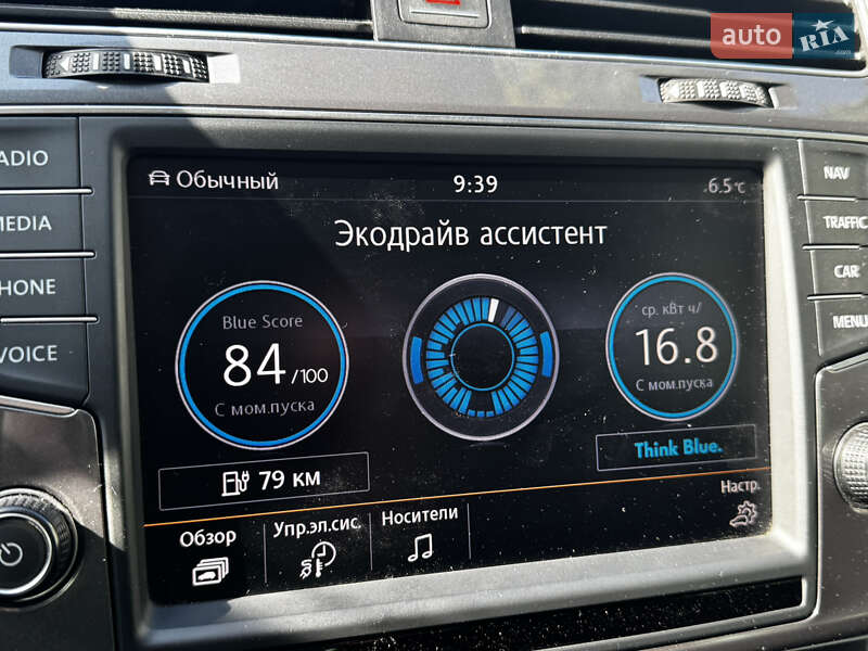 Хетчбек Volkswagen e-Golf 2014 в Києві фото 16 Хетчбек Volkswagen e-Golf 2014 в Києві