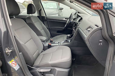 Хэтчбек Volkswagen e-Golf 2020 в 