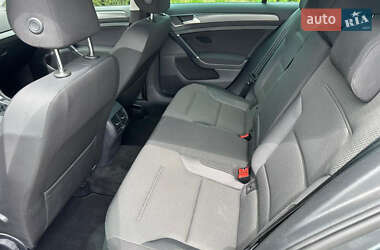 Хетчбек Volkswagen e-Golf 2020 в 