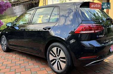 Хэтчбек Volkswagen e-Golf 2017 в 