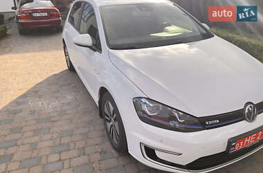 Хетчбек Volkswagen e-Golf 2014 в Києві