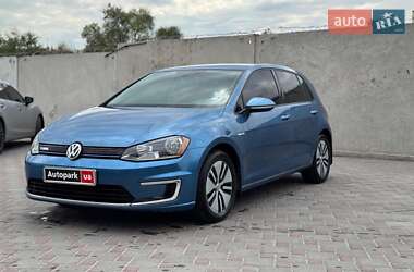 Хетчбек Volkswagen e-Golf 2016 в Запоріжжі