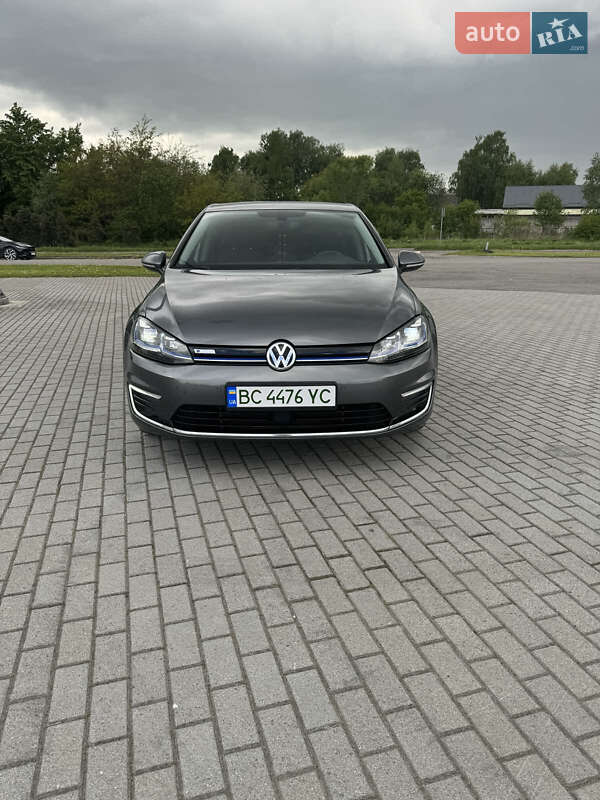 Хэтчбек Volkswagen e-Golf 2019 в Львове