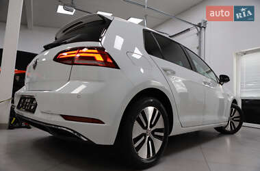 Хэтчбек Volkswagen e-Golf 2018 в 