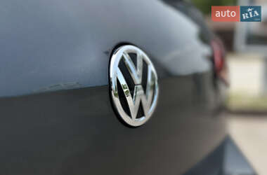 Хэтчбек Volkswagen e-Golf 2020 в 