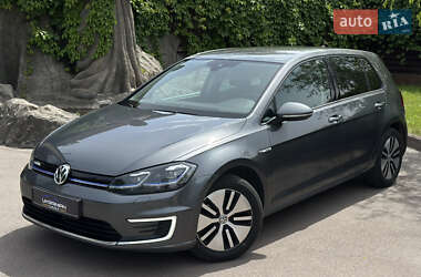Хэтчбек Volkswagen e-Golf 2020 в 