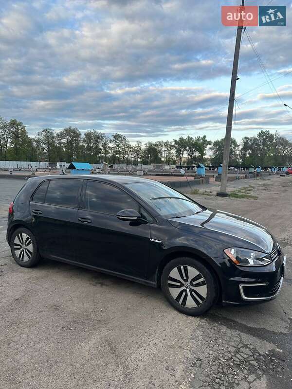 Хэтчбек Volkswagen e-Golf 2016 в Харькове