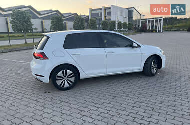 Хетчбек Volkswagen e-Golf 2019 в 
