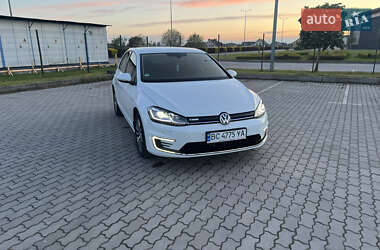 Хетчбек Volkswagen e-Golf 2019 в 