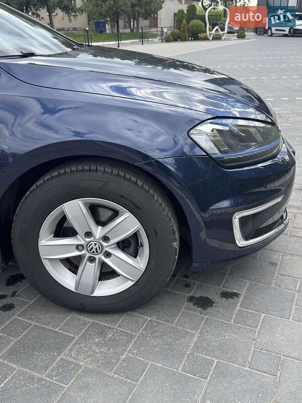 Хетчбек Volkswagen e-Golf 2014 в Сарнах фото 4 Хетчбек Volkswagen e-Golf 2014 в Сарнах