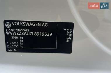 Хетчбек Volkswagen e-Golf 2020 в 