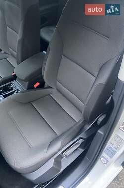 Хетчбек Volkswagen e-Golf 2020 в 