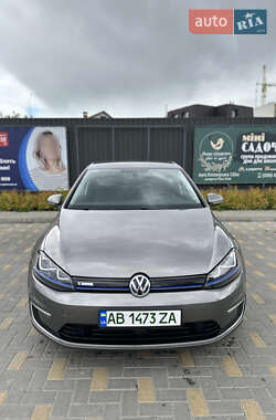 Volkswagen e-Golf 2015